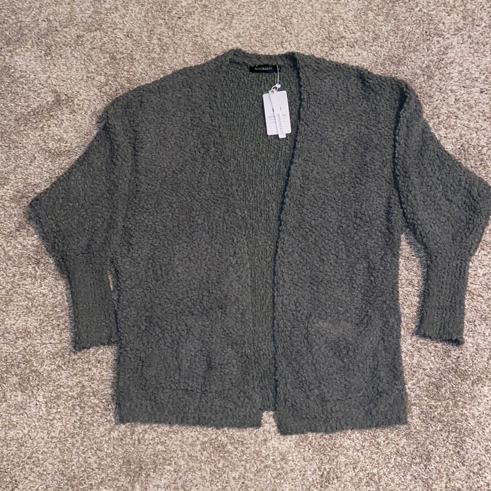 Cardigan very cute